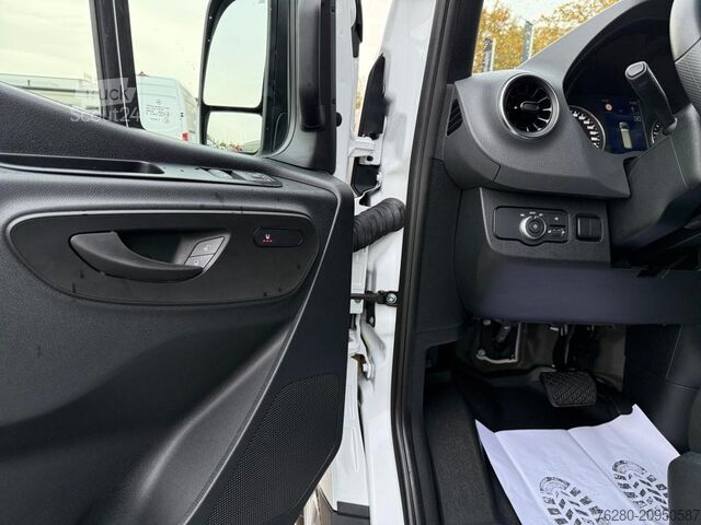 Panel van Mercedes-Benz Sprinter 317 CDI Kasten PRO Maxi 9G+Klima+Kamera