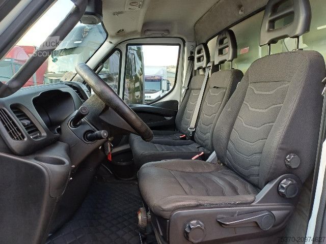 Hűtőfelépítményes furgon IVECO DAILY 35C13