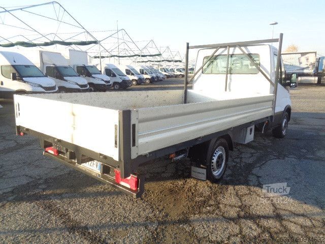 Pick-up panelvan IVECO DAILY 35S12