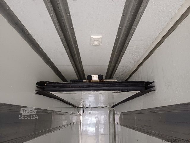 Caminhão frigorífico IVECO EUROCARGO ML120E19P