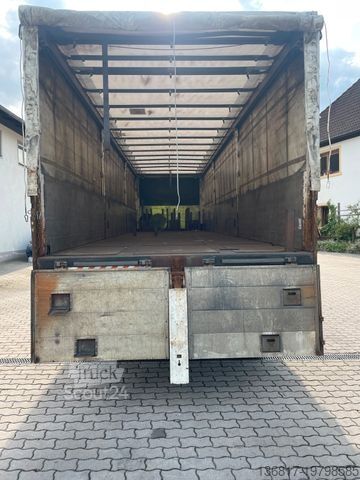 Nyitott ponyvás félpótkocsi  Fellechner 1-Achs CitySat Edscha Bordwände Lenka