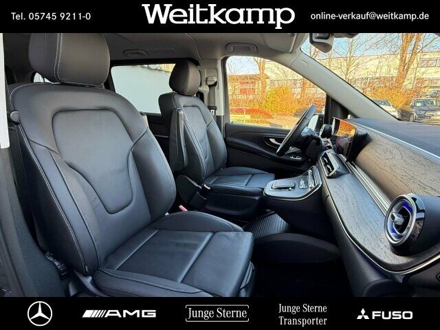 Minibus Mercedes-Benz V 300 d AVANTGARDE Lang AHK+360°+EL. TÜR+DISTRO.