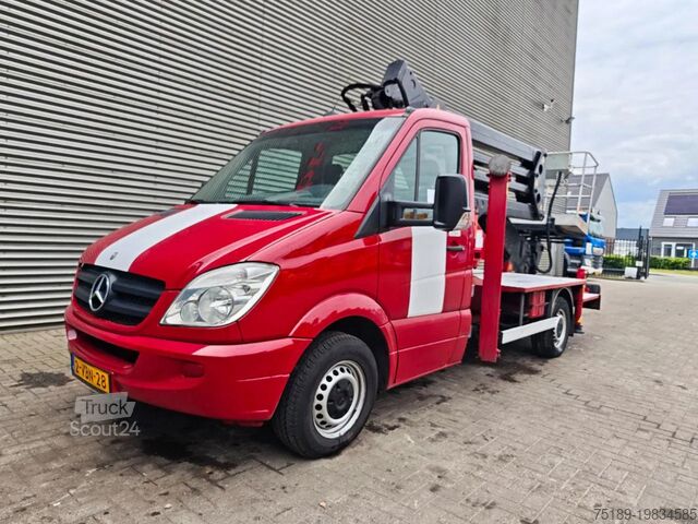 Zvedací plošina Mercedes-Benz Sprinter 311 CDI CMC TB200