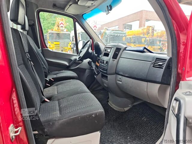 Zvedací plošina Mercedes-Benz Sprinter 311 CDI CMC TB200