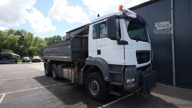 Camion-grue MAN TGS 26.440 6x6 cable system tipper truck with p...