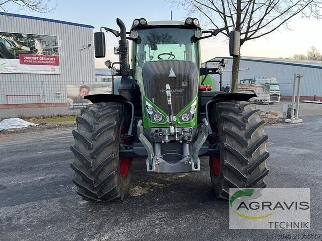 Tracteur Fendt 828 VARIO S4