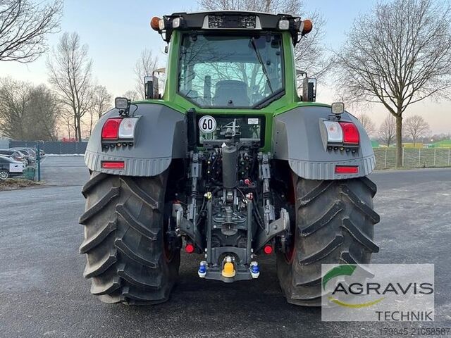 Tracteur Fendt 828 VARIO S4