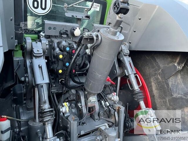 Tracteur Fendt 828 VARIO S4