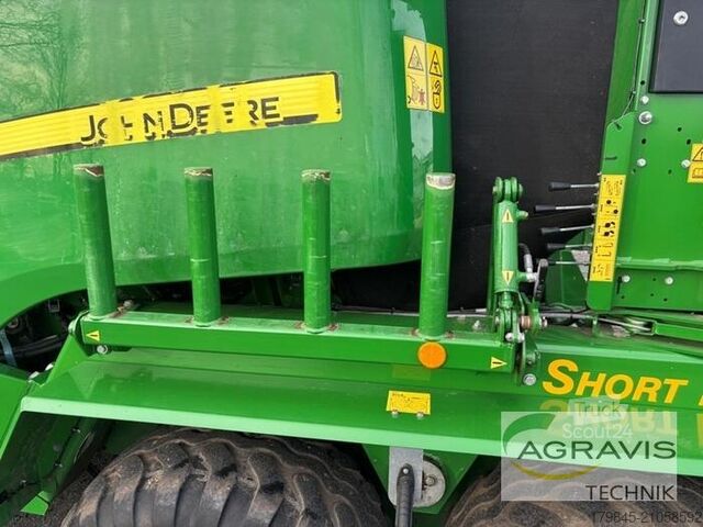 Presse à balles (agriculture) John Deere 990