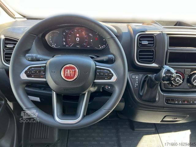 Teilintegriertes Wohnmobil BÜRSTNER Lyseo TD 684 G 9G-Automatik