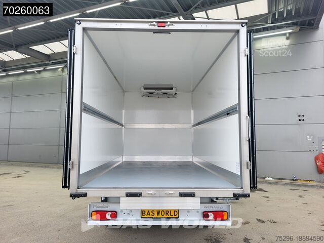 Saldētava Renault Master 165PK -15 Vriezer Koelwagen Thermo King ...