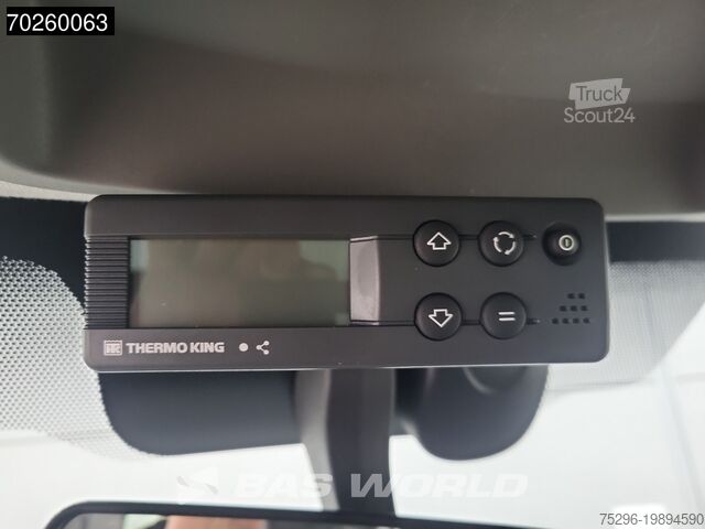 Saldētava Renault Master 165PK -15 Vriezer Koelwagen Thermo King ...