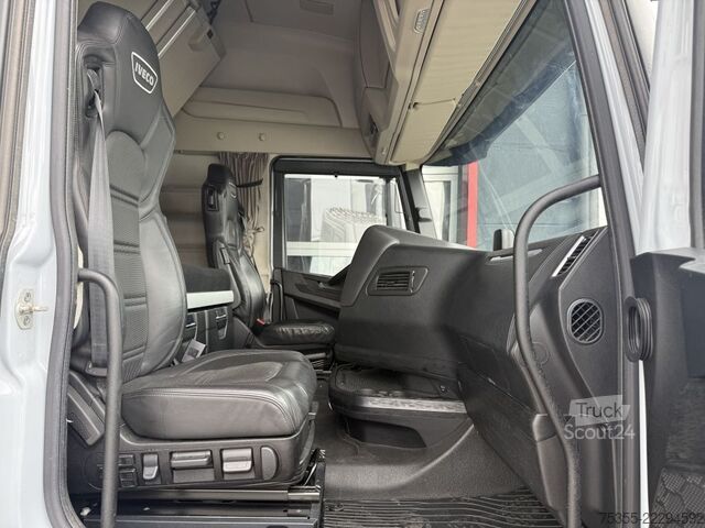 Standard SZM IVECO S-WAY AS440S48 E6d ACC Intader NAVI 2xTank Leder