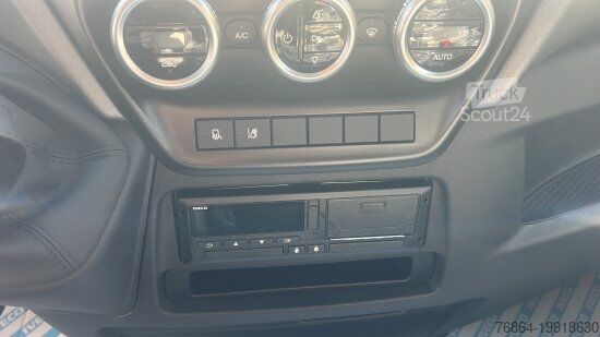 Chasis de furgoneta IVECO DAILY 40 - 180 FAHRGESTELL, E6 OHNE MOTOR/OHNE GETRIEBE