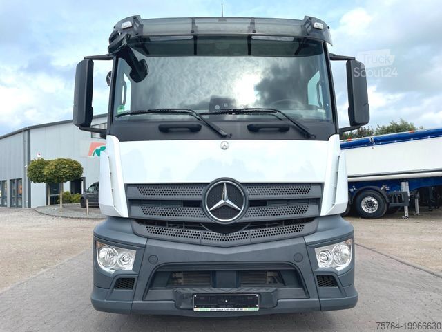 Flatbed truck MERCEDES-BENZ 1835 Antos / 6m Pritsche / HIAB 144 DLS-3 Pro
