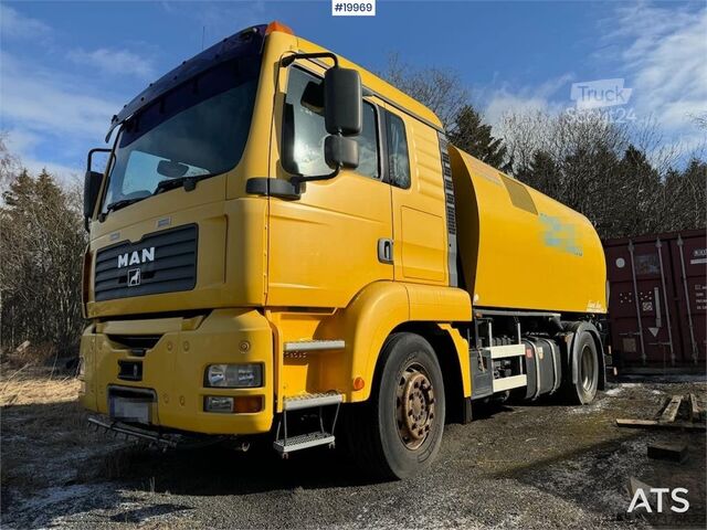  MAN 18.313 Sweeper w/ Bucher Optifant 70 superconstruc