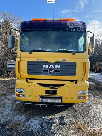  MAN 18.313 Sweeper w/ Bucher Optifant 70 superconstruc