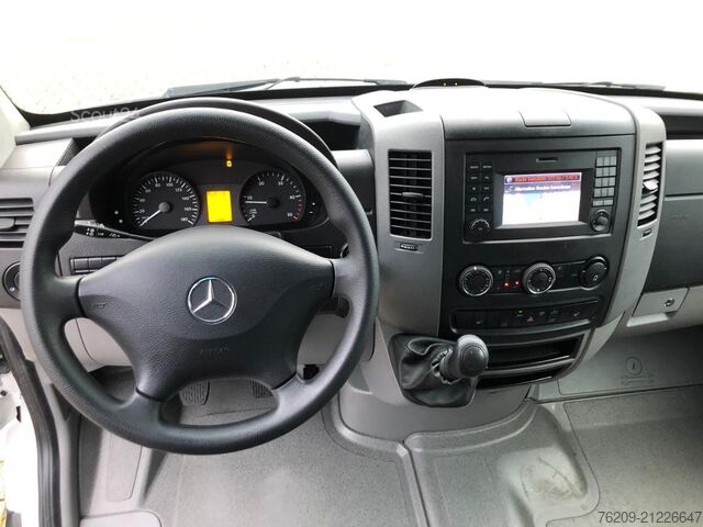 Panel van Mercedes-Benz Sprinter 316 Kasten **L4/H2,Navi,STH,R-Cam,SHZ