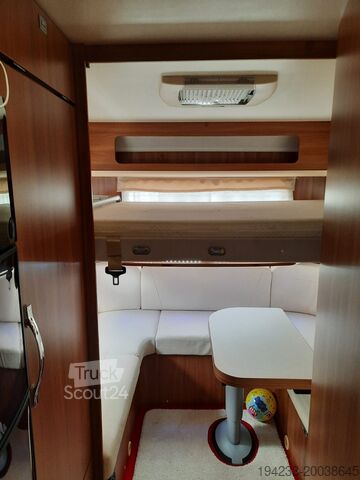 Alkoof camper Rimor Kentucky camp Royal