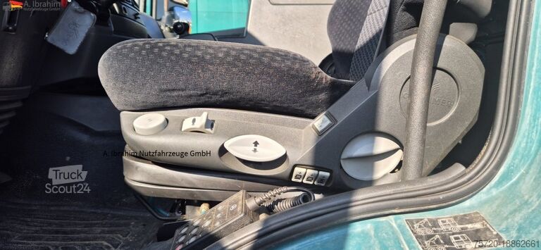 Pašizgāzējs kravas automašīna Mercedes-Benz 1824 Kipper Kran, Edelstahlaufbau Tierentsorgung