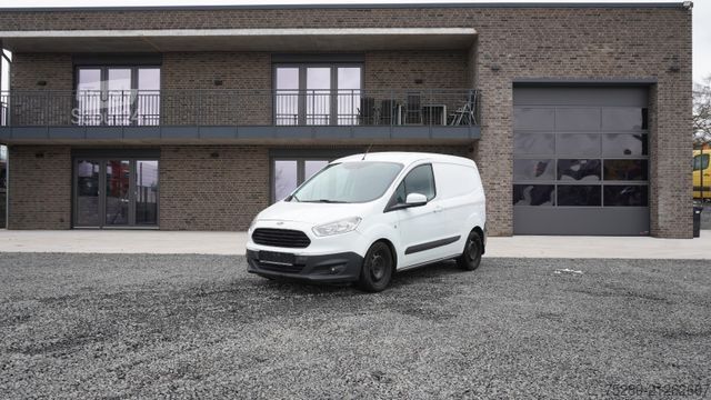 Minibus FORD Transit Courier Trend Kopfdichtungsschaden