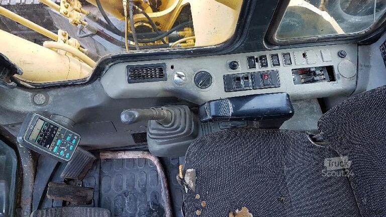 Kettenbagger Komatsu PC240NLC 6K