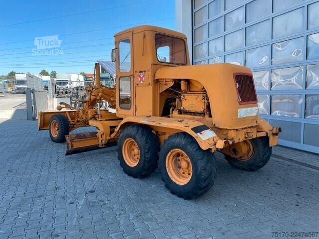 Kelio greideris Fischer Grader 50D / 10.752h / 1963