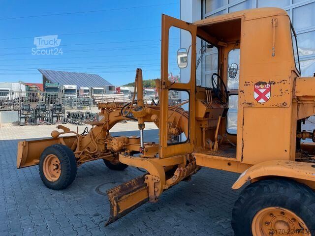 Kelio greideris Fischer Grader 50D / 10.752h / 1963