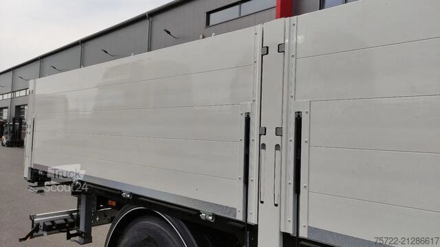 Грузоподъемная платформа PAVIC TBPA 18-66E Tandem Baustoff Anhänger