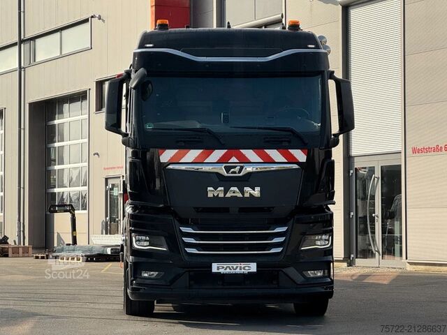 Kranwagen MAN TGX 26.540 6x2-4 LL Containerpritsche Fassi 545