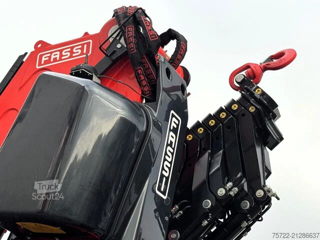 Kranwagen MAN TGX 26.540 6x2-4 LL Containerpritsche Fassi 545