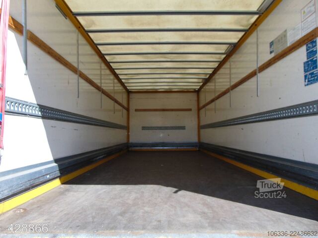 Sandučar kamion IVECO 120 E 28 EuroCargo