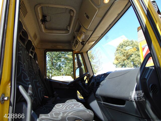 Sandučar kamion IVECO 120 E 28 EuroCargo