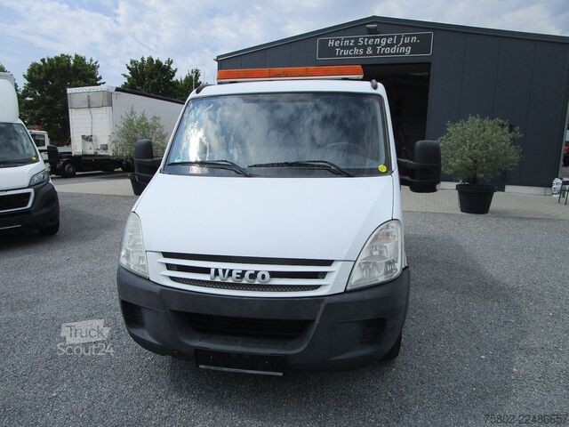 Κλειστό βαν IVECO Daily 29L12V HPI 2.3 16V *3-Sitzer+AHK+Regale*