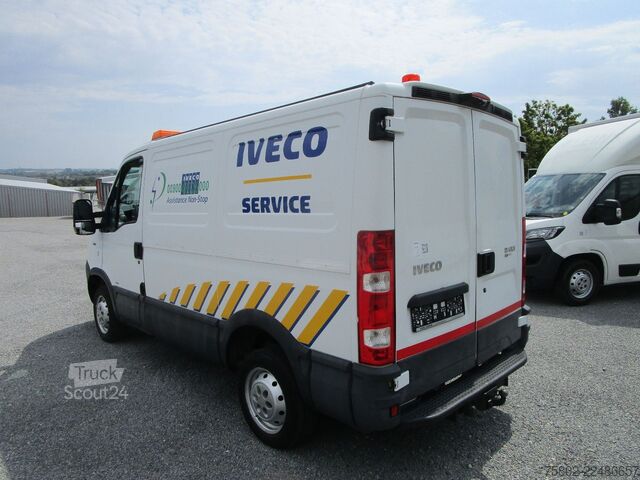 Κλειστό βαν IVECO Daily 29L12V HPI 2.3 16V *3-Sitzer+AHK+Regale*
