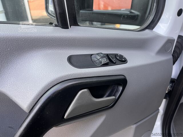 Platformwagen met kraan Mercedes-Benz Sprinter 513 CDI 366 Hiab Laadkraan 018T Trekha...