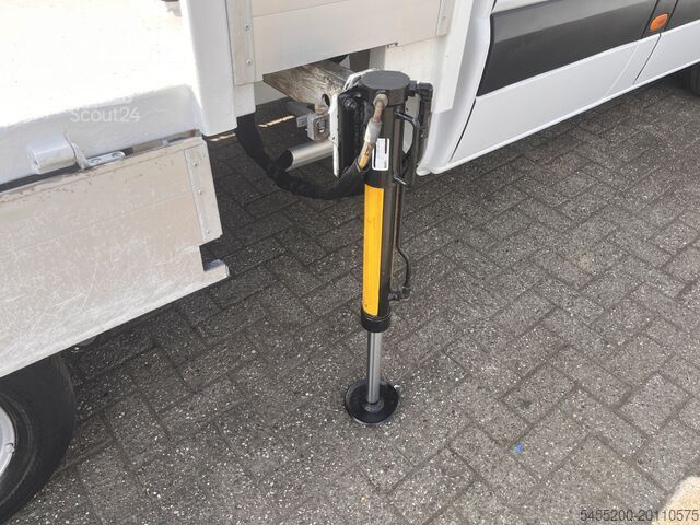 Nákladní automobil s plošinou a jeřábem Mercedes-Benz Sprinter 513 CDI Hiab Laadkraan 018T Trekhaak 2...