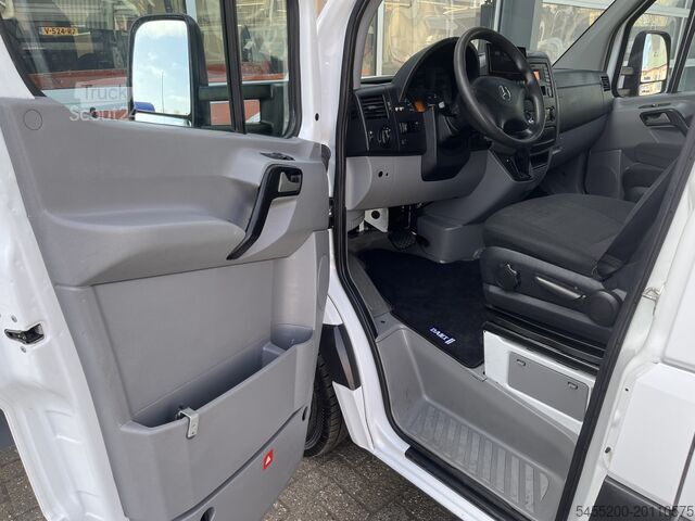Nákladní automobil s plošinou a jeřábem Mercedes-Benz Sprinter 513 CDI Hiab Laadkraan 018T Trekhaak 2...