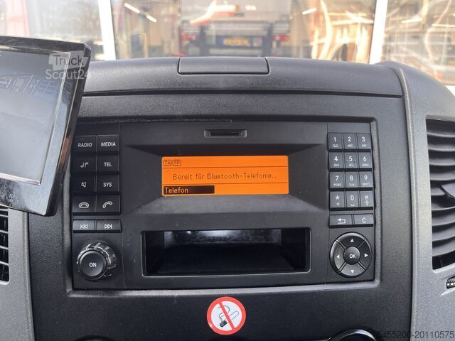 Nákladní automobil s plošinou a jeřábem Mercedes-Benz Sprinter 513 CDI Hiab Laadkraan 018T Trekhaak 2...