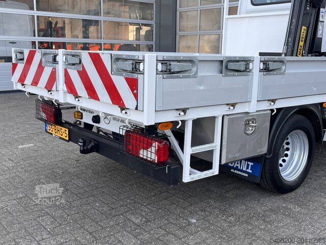 Вантажівка-платформа з краном Mercedes-Benz Sprinter 513 CDI 366 Hiab Laadkraan 018T Trekha...
