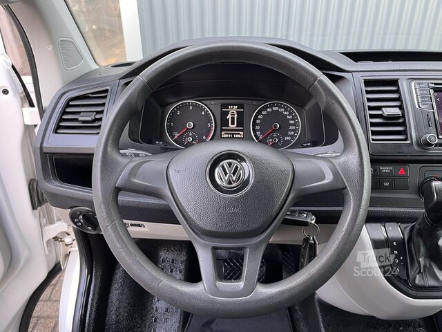 Kombi s vysokou strechou Volkswagen Transporter 2.0 TDI L1H1 DC 4Motion 150pk Airco...