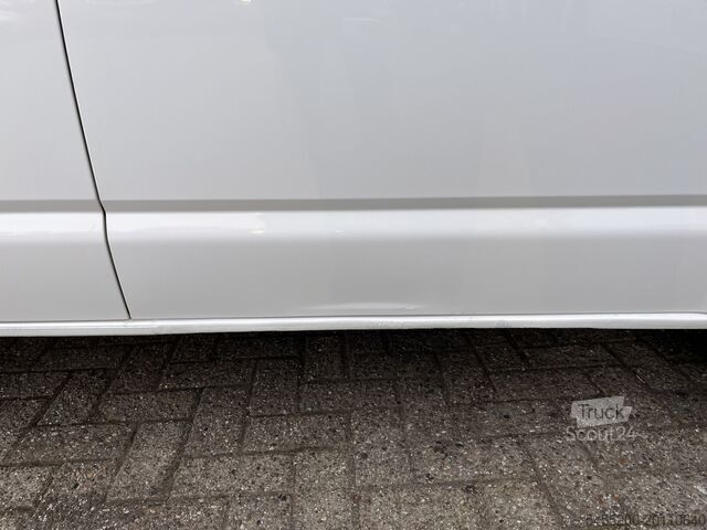 Carrinha de tejadilho alto VW Transporter 2.0 TDI L1H1 DC 4 Motion 150pk Airc...