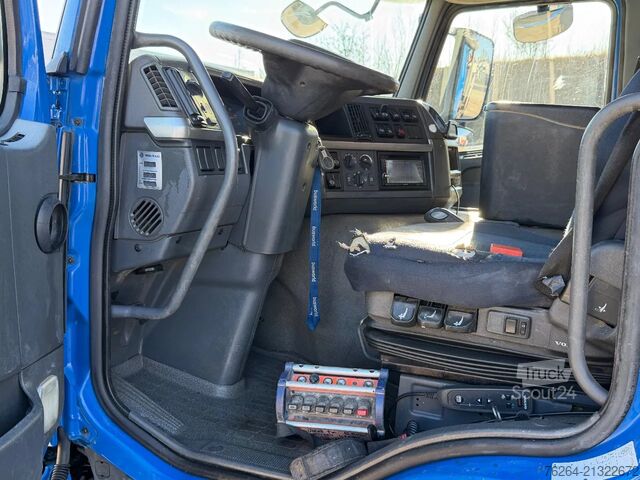 Plataforma de carga Volvo FM300 + PALFINGER PK15002 EURO5