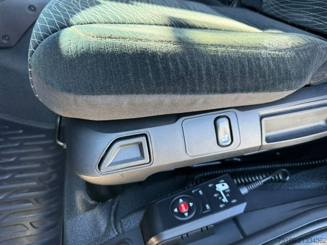 Camion de boissons MERCEDES-BENZ ACTROS 2535 L Getränkekoffer 7,55 m LBW 2 T*LENK