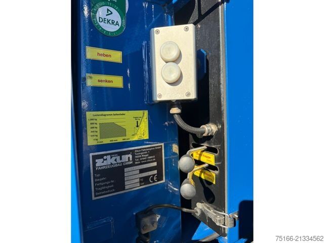 Camion de boissons MERCEDES-BENZ ACTROS 2535 L Getränkekoffer 7,55 m LBW 2 T*LENK