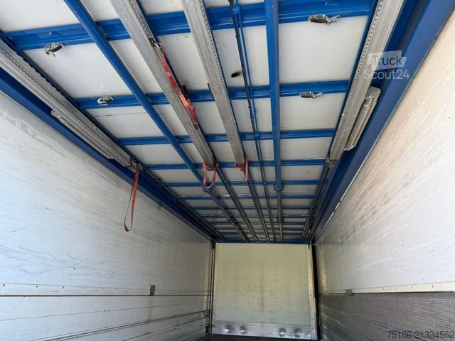 Camion de boissons MERCEDES-BENZ ACTROS 2535 L Getränkekoffer 7,55 m LBW 2 T*LENK