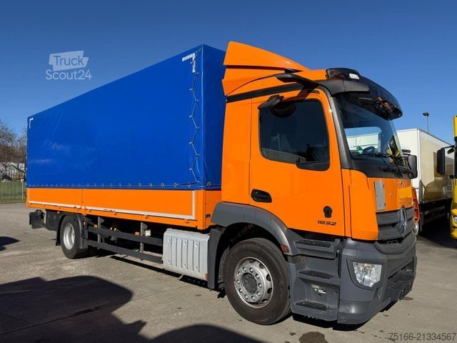 Camion plateau MERCEDES-BENZ ACTROS 1832 L Pritsche/Plane 7,20 m LBW 1,5 T
