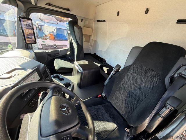 Camion plateau MERCEDES-BENZ ACTROS 1832 L Pritsche/Plane 7,20 m LBW 1,5 T