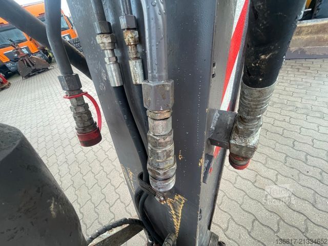 Excavator pe roți VOLVO Mobilbagger EW140C Lehnhoff HS10 Hammer-Scherenh