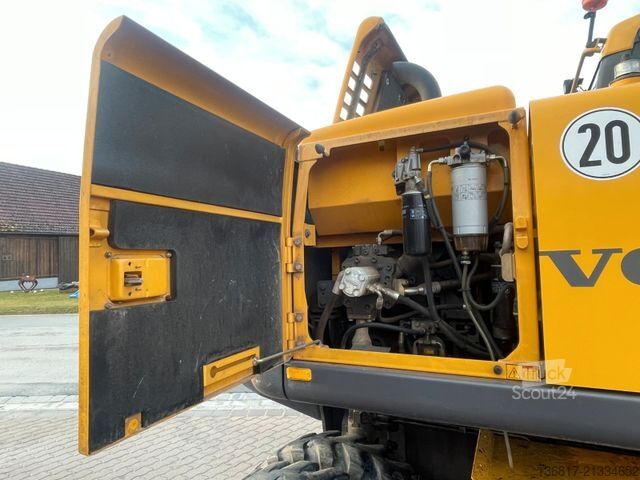 Excavator pe roți VOLVO Mobilbagger EW140C Lehnhoff HS10 Hammer-Scherenh
